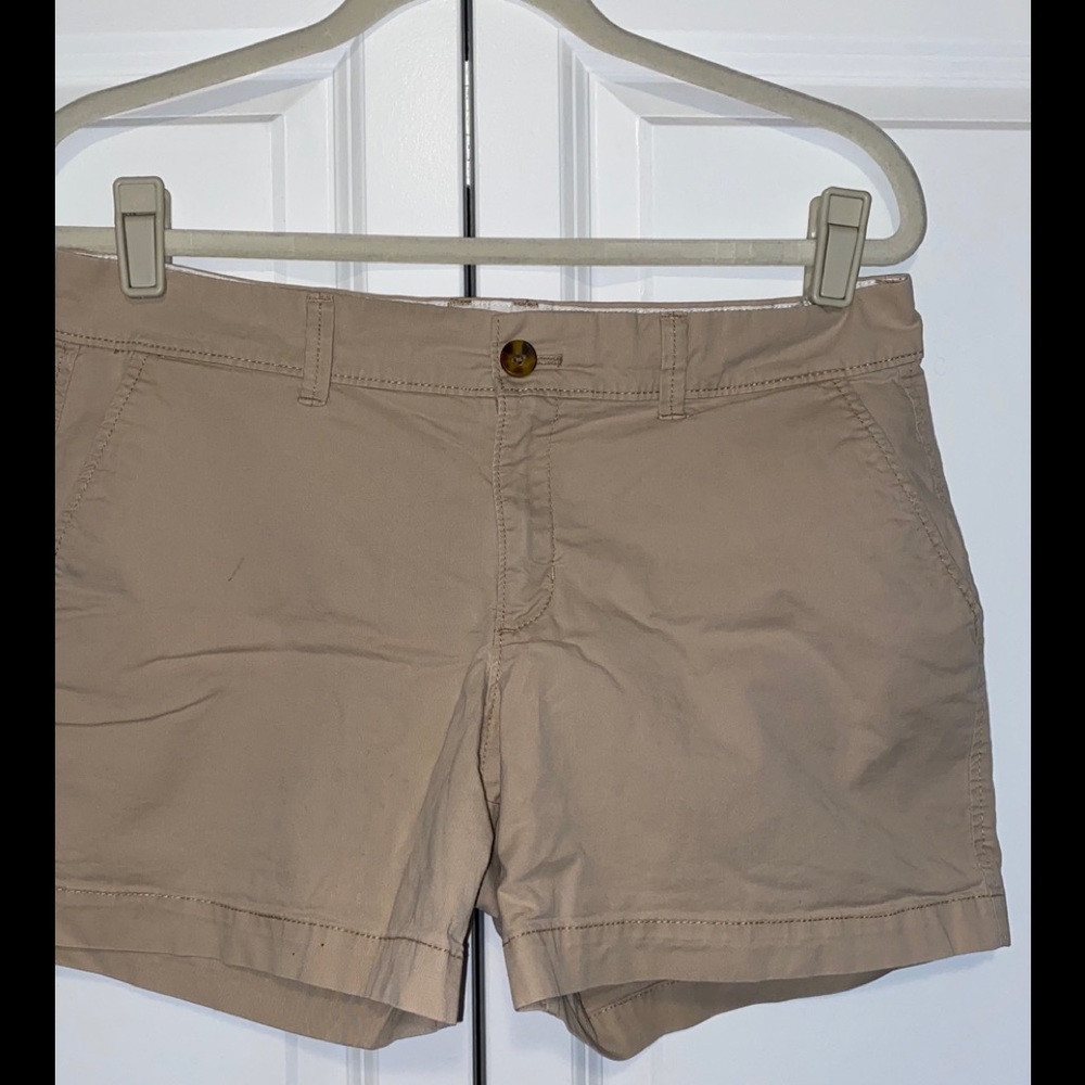 Old Navy Chino shorts